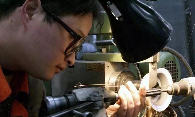 機(jī)加工和CNC技術(shù)員，這兩者有區(qū)分嗎 (圖2)